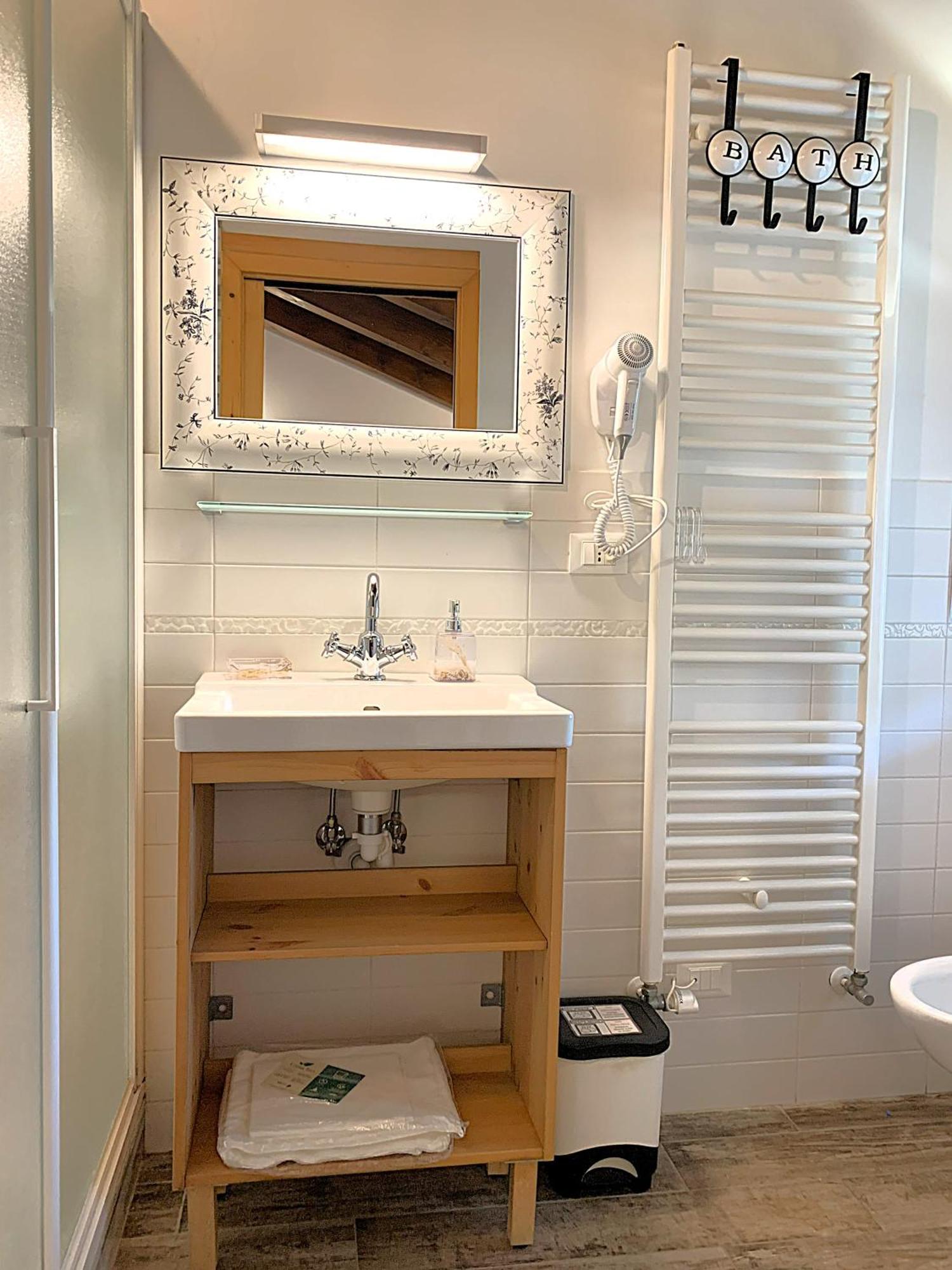 Villa Ai Tigli Venezia Guest House تيسّيرا المظهر الخارجي الصورة