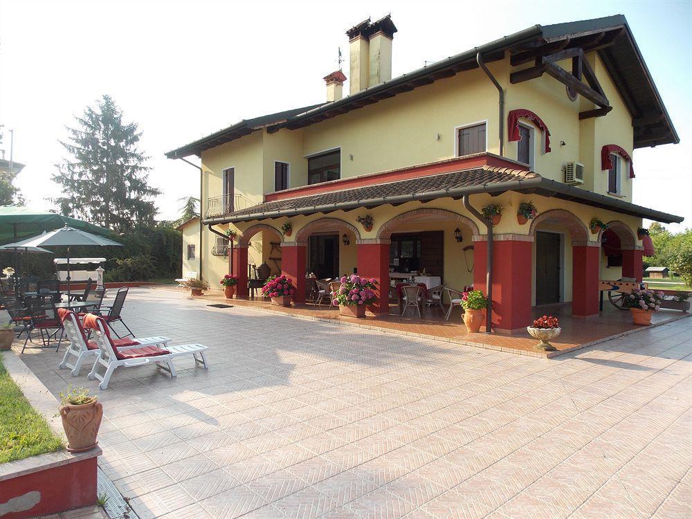 Villa Ai Tigli Venezia Guest House تيسّيرا المظهر الخارجي الصورة