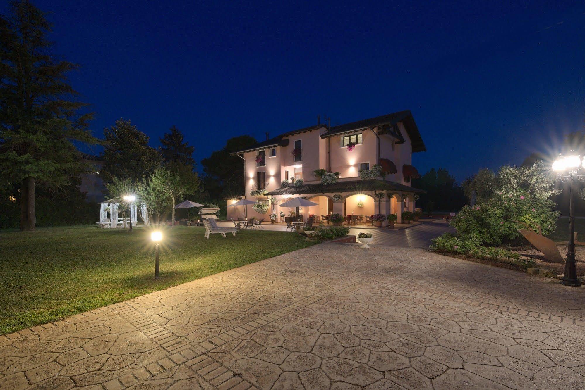 Villa Ai Tigli Venezia Guest House تيسّيرا المظهر الخارجي الصورة